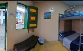 Hospedaje Hermanos Cardona